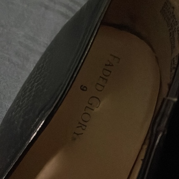 Faded Glory Black Slip-On Shoes - Picture 4 of 7